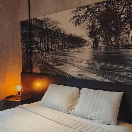 Nava One Hotel Semarang Buitenkant foto
